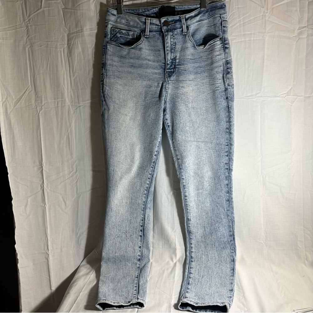 Buckle Black Light Wash Skinny Straight Leg Jeans